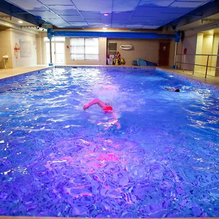 Hotel Four Seasons & Leisure Club 4*