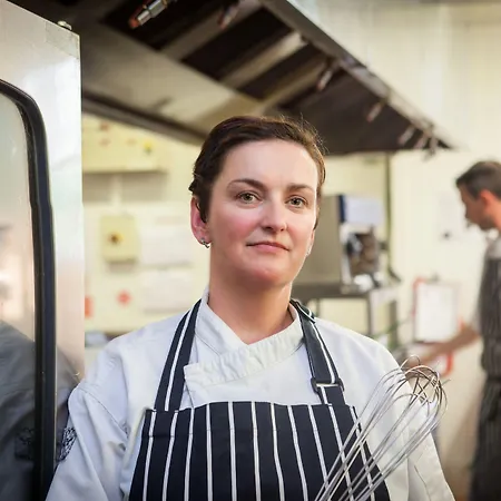 Four Seasons & Leisure Club Монахан