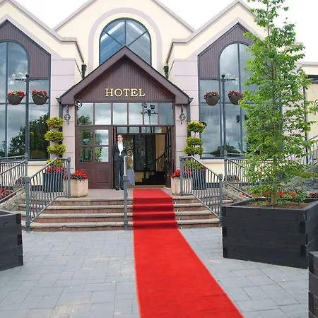 Four Seasons & Leisure Club