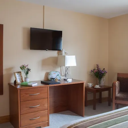 Four Seasons & Leisure Club 4*