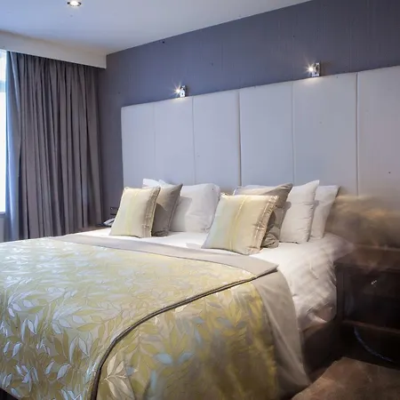 Hotel Four Seasons & Leisure Club 4*