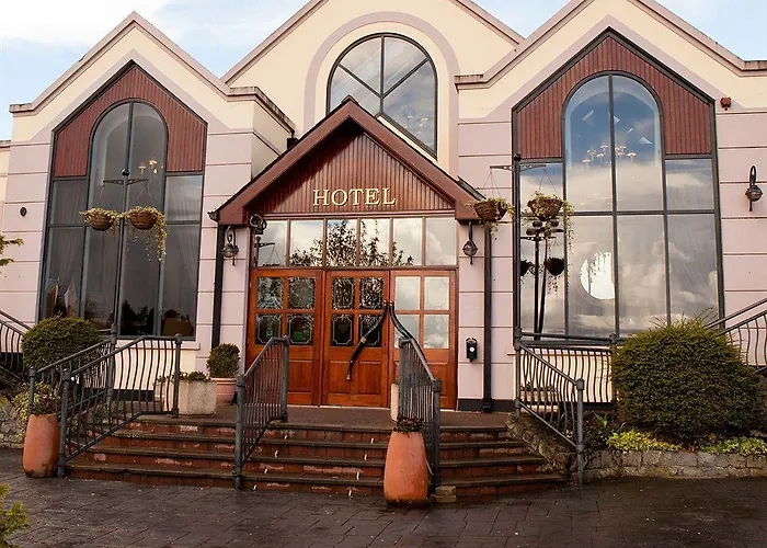 Szálloda Four Seasons & Leisure Club 4*