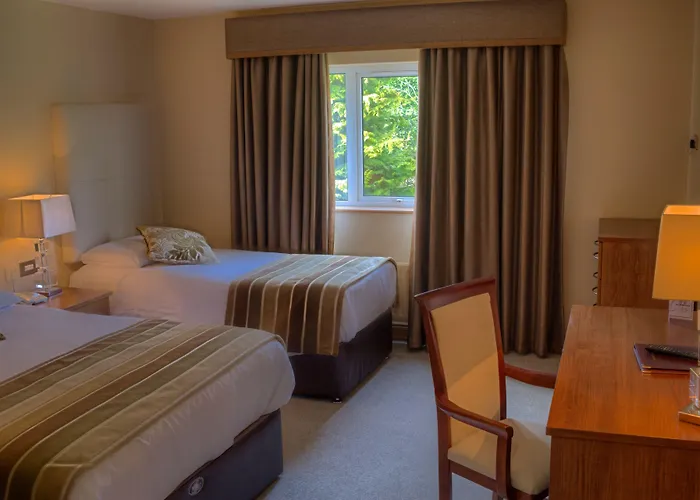 Hotel Four Seasons & Leisure Club