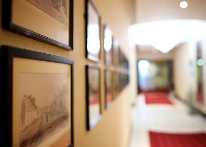 四季酒店及休闲俱乐部 酒店 4*