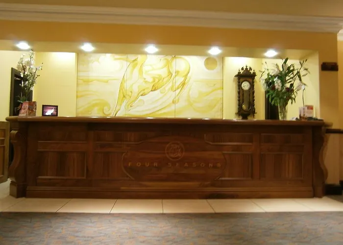 Four Seasons & Leisure Club